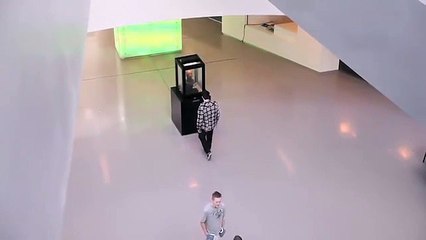 Do Not Look Into The Eyes Fun Video