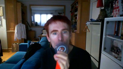 Wiwi égratigne "one day after another"