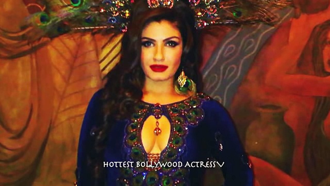 Bollywood Actress Shocking Oops Moment 2016