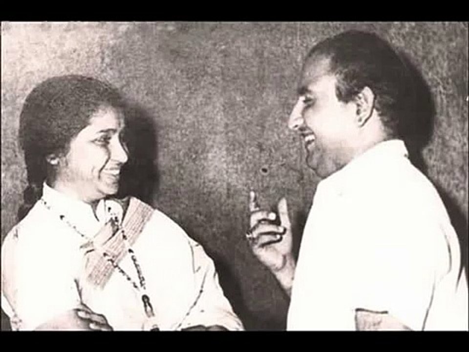 Jo waqt pe kaam aa jaaye (Asha, Muhammad Rafi)