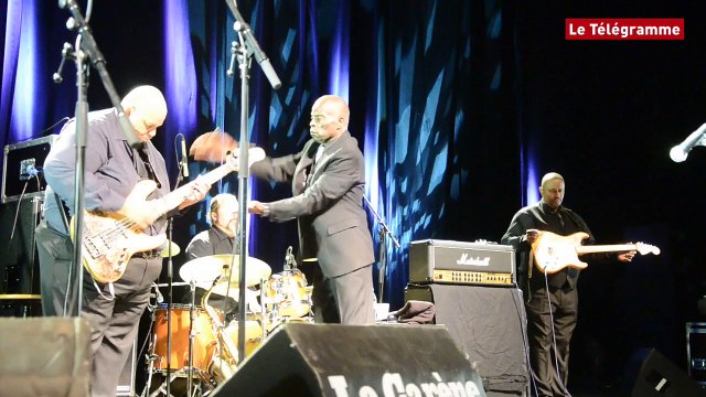 Brest. Maceo Parker met le feu à la Carène