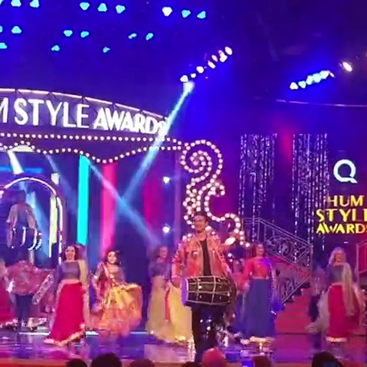 Sohai Ali Abro Turns up The Heat Dance Performance with Ali Zafar in Hum Style Awards 2016