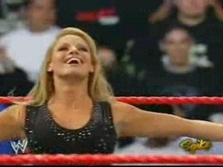 2005 Wwe Raw Wrestlemania 21 Rematch Christy Hemme Vs Trish