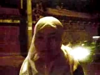 Chinese Muslim Lady Reading Surat Almulk part # 29  (Quran)