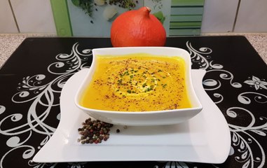 Pumpkin Soup پمپکن سوپ / Cook With Saima