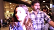 Alia Bhatt Oops Moment At Airport
