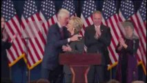 Clinton admite una derrota 