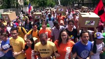 Estudantes protestam em Caracas