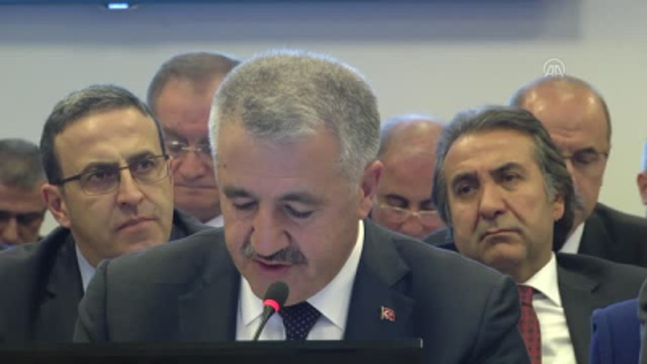 Arslan: "Kanal Istanbul Ile Ilgili Birçok Alternatif Güzergah Çalışması Yapıldı"