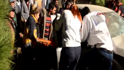 Aydın - Otomobille Minibüs Çarpıştı: 3 Yaralı