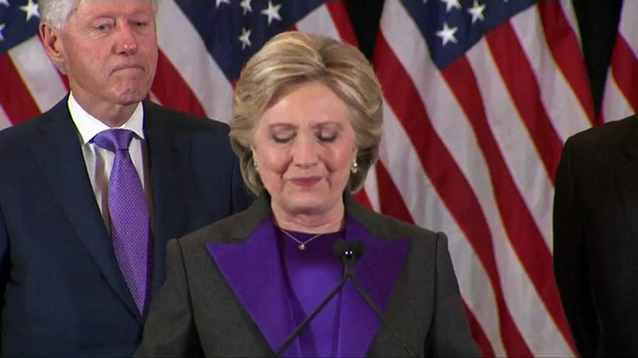 US election result- Clinton says Trump must have chance to lead - BBC News