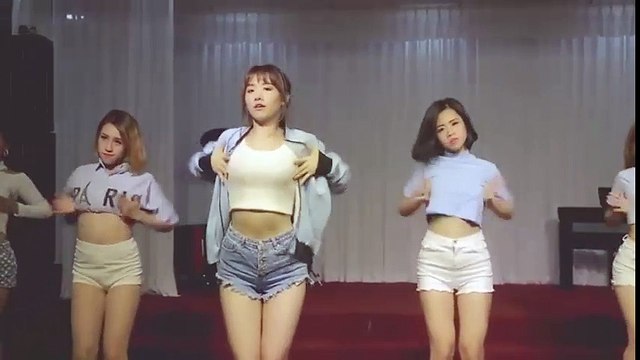 Ngắm Hari Won nhảy ''Anh cứ đi đi'' cực kỳ gợi cảm