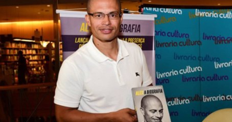 Alex de Souza: Kitabımı Okuyanlar Şaşıracak