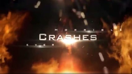 Accident de voiture mortel en direct - Caméra de surveillance [Sécurité] +18_part (3) HD