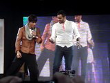 Mutz And Shah Rukh Khan Do Marjani Dance @ Zee Carnival 2009