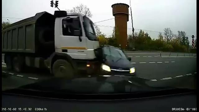 Compilation d'accidents de Voitures n°383 HD | Car Crashes Compilation & Accidents HD