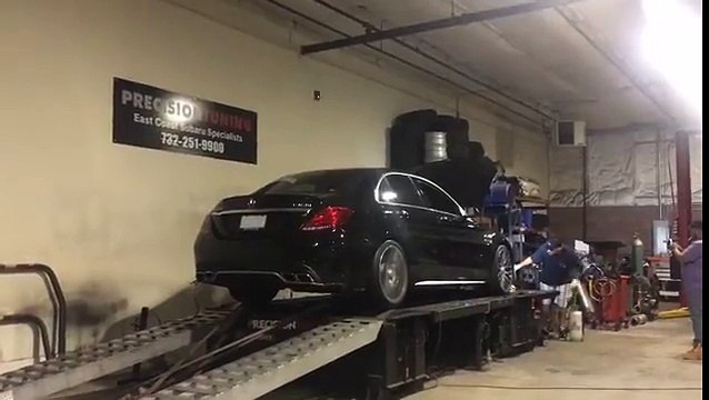 C63 S AMG BRABUS 650 V8! Start, Revs & Overview!