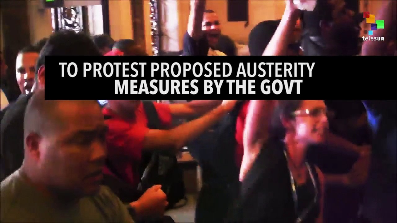 Rio Public Sector Workers Storm Legislative Assembly