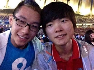 Tình cờ gặp tại rank Bắc Mỹ, Faker và C9 Hai đã có màn "giao thông" rất tình cảm với nhau