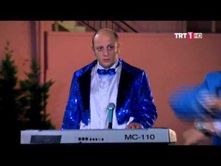 İsmail Abiden Duvardaki Resmin