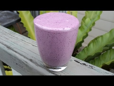 BREAKFAST PROTEIN SMOOTHIE