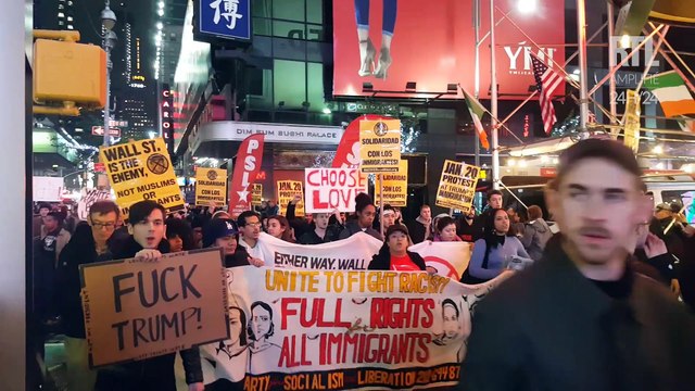 Plusieurs milliers d'Américains manifestent dans les rues de New-York