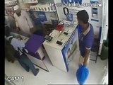 Mobile Phone Thief Caught Red Handed on CCTV in Mumbai|Youngster's Choice.