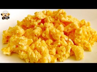 HOW TO MAKE SCRAMBLED EGGS IN A MICROWAVE