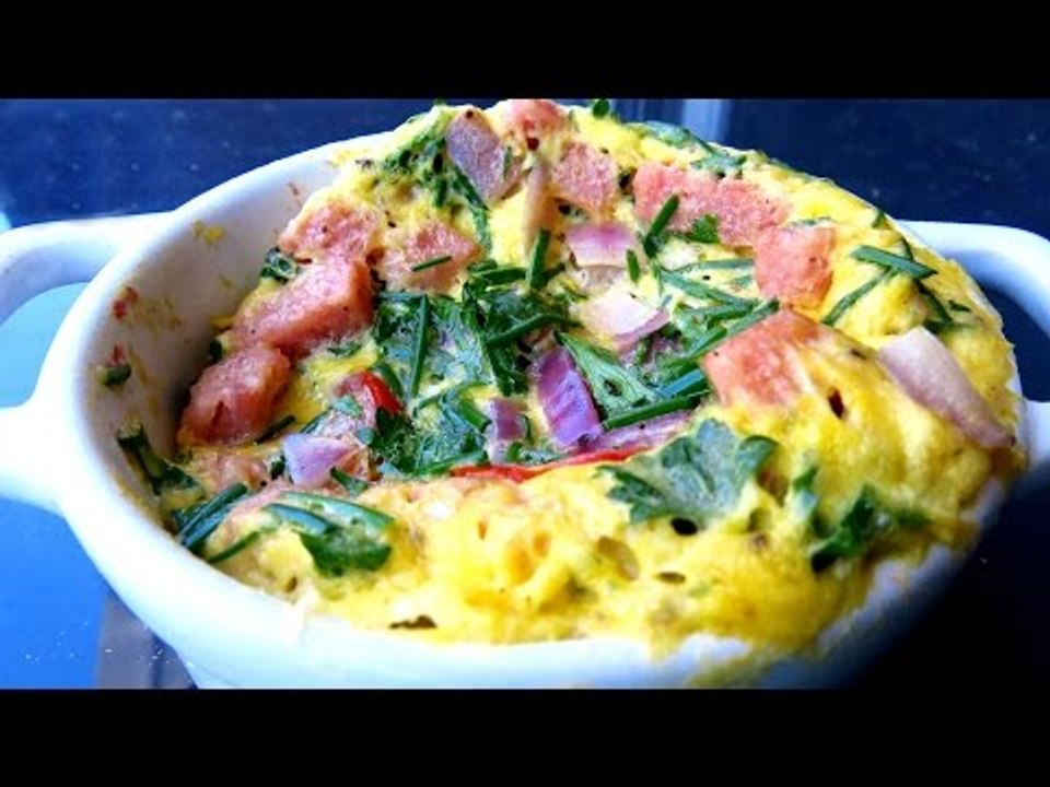 2 MINUTE MICROWAVE EGG BAKE