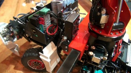 SIKU RC MODEL 1.32 STUNNING FABULOUS MODEL