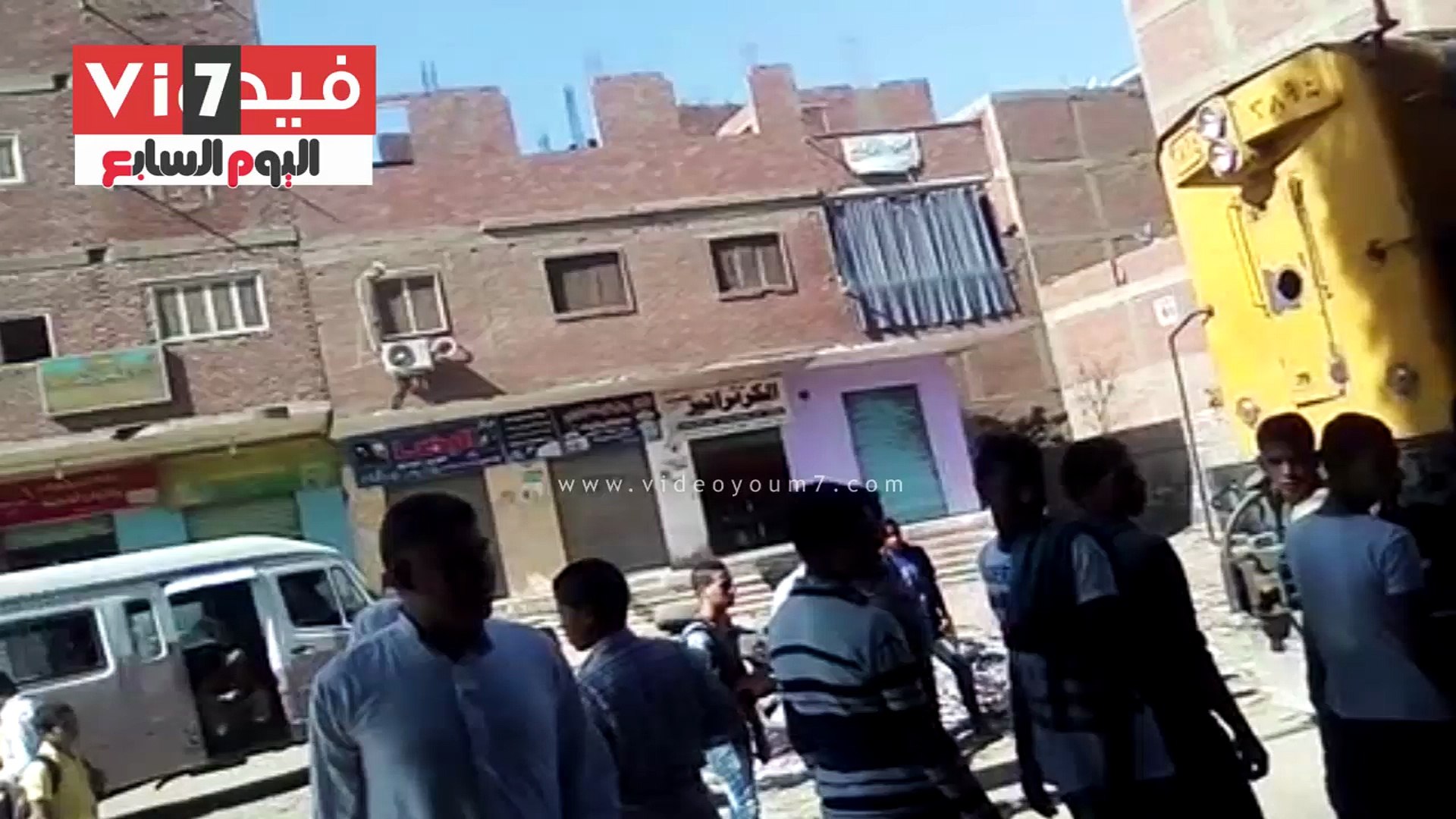 انفصال مقدمة قطار الديزل أثناء دخوله محطة منشية الجبل الأصفر فيديو Dailymotion