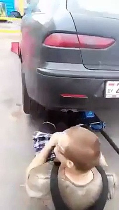 Gesicht Zum Auspuff halten