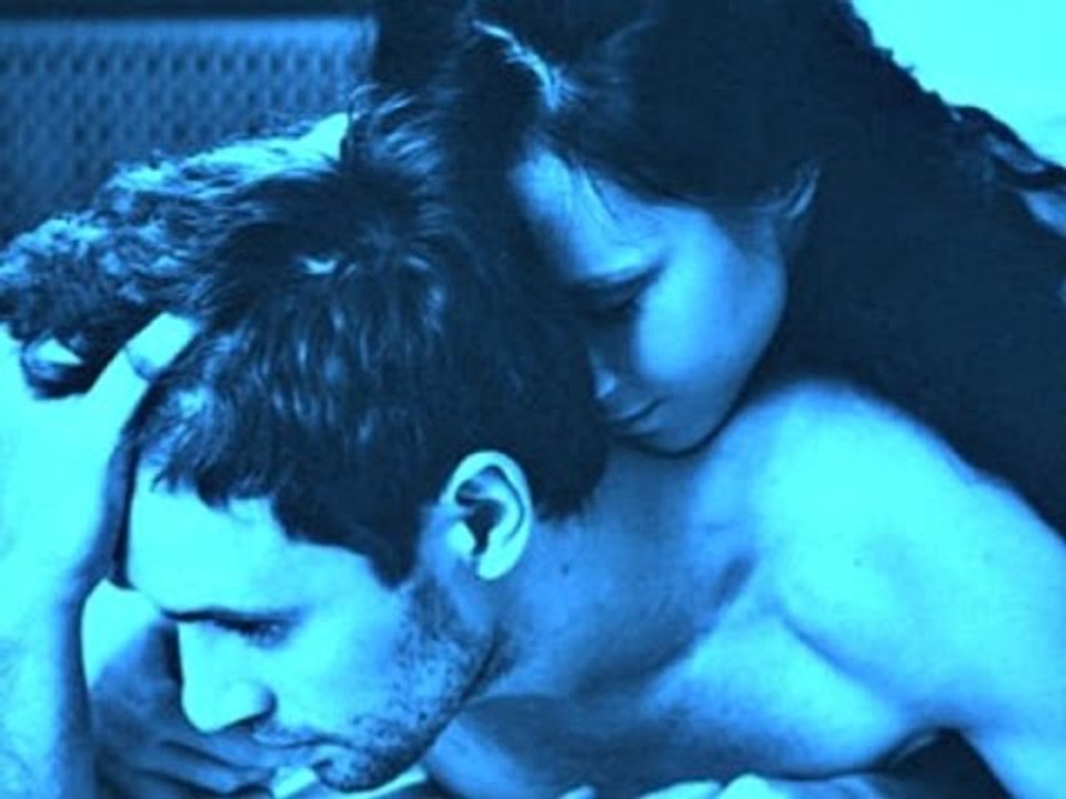 How To Avoid The Newlywed Rut (And Keep Things Spicy In Bed)