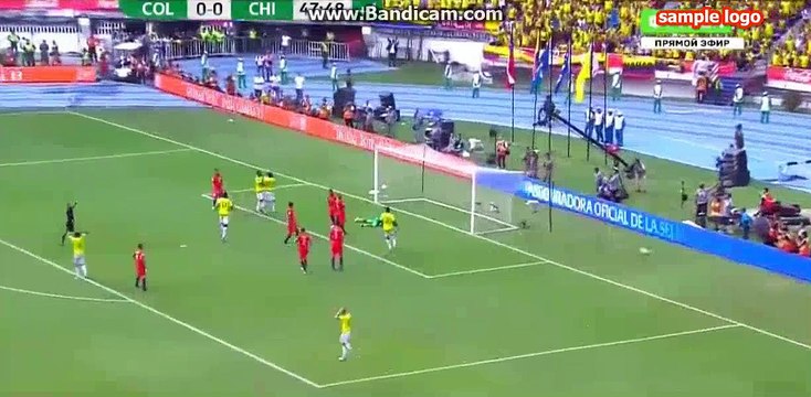 Claudio Bravo Incredible Save HD - Colombia 0-0 Chile - 10.11.2016 HD