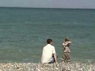 Jeter un caillou à la mer