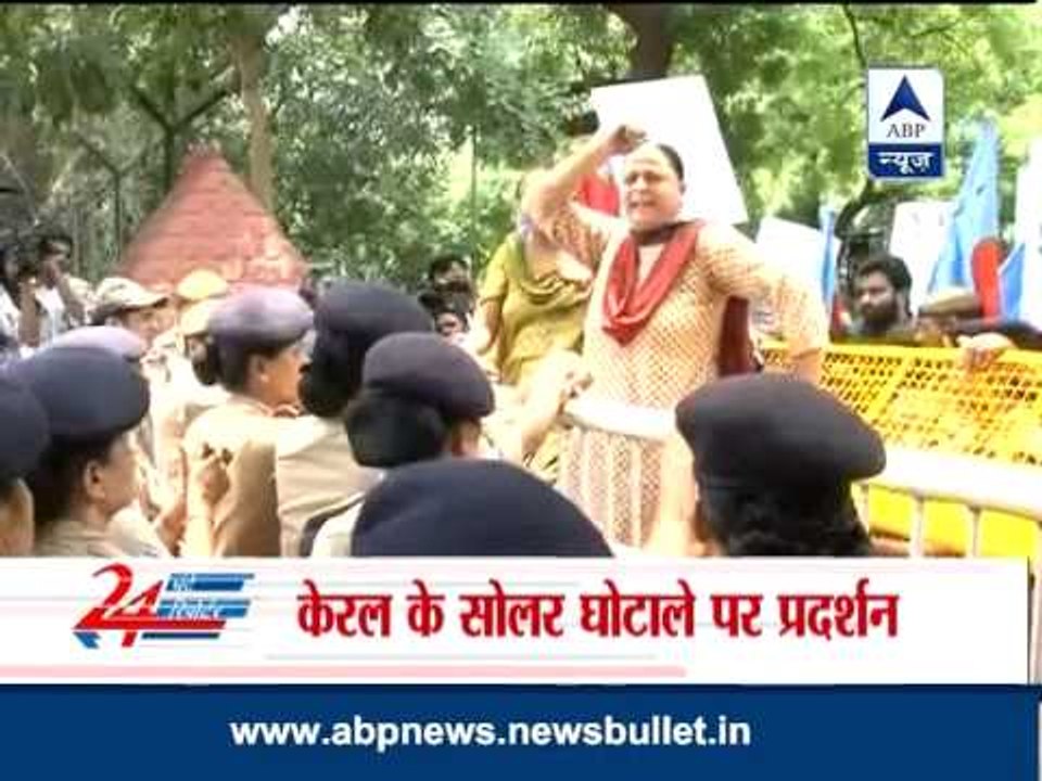 Delhi: Protests against Chandy over solar panel...
