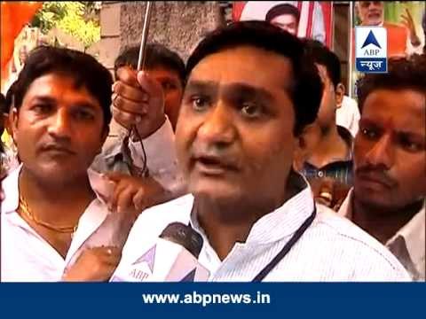 Natives of Gujarat reach Hyderabad to attend Modi's rally