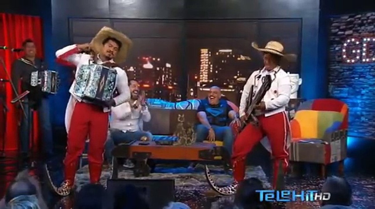 Guerra de Chistes - Pelillos de Culiacán - Tolleando al público