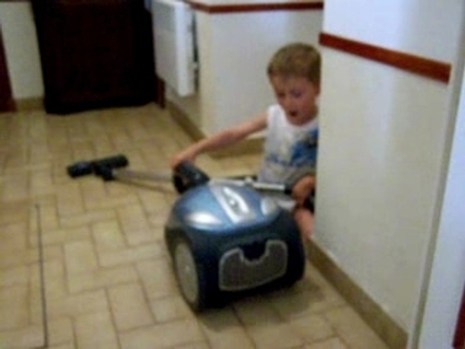 thomas et l'aspirateur