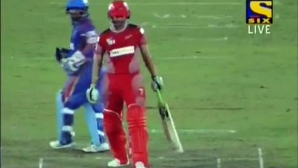 Shahid Afridi Magic Delivery to Shoaib Malik, BPL 2016