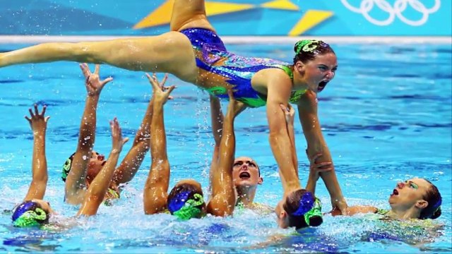 swimming girls funny pictures Oops Right Moment Pics Sexy Moments in Sports Girls