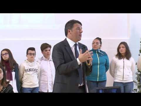 Pescara - Renzi all'inaugurazione della Scuola media Dante Alighieri a Spoltore (10.11.16)