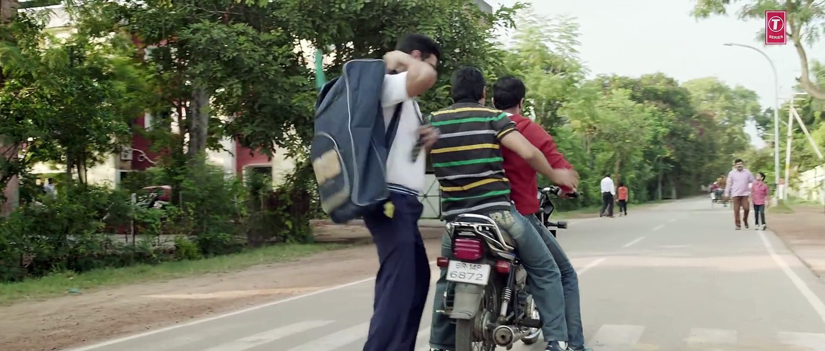 Besabriyaan [Full Video Song] – M.S Dhoni: The Untold Story [2016] Song By Armaan Malik FT. Sushant Singh Rajput [FULL HD] - (SULEMAN - RECORD)