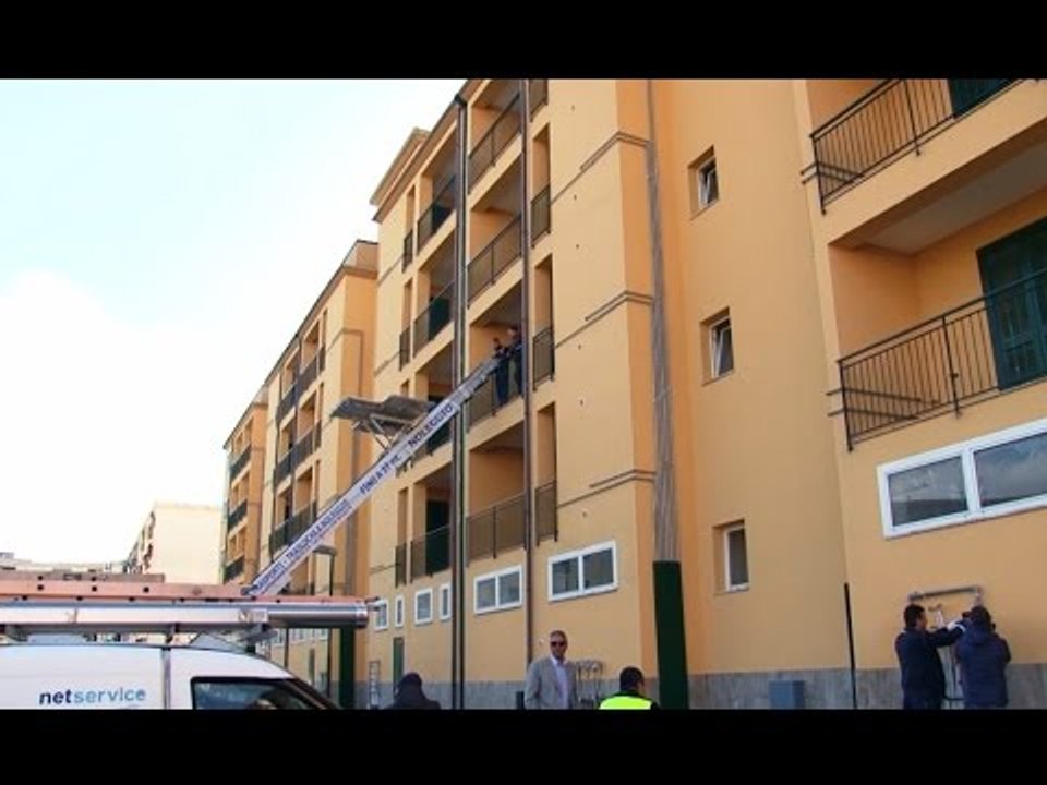 Napoli - Scampia, addio Vele: 151 famiglie trasferite in nuovi alloggi (10.11.16)