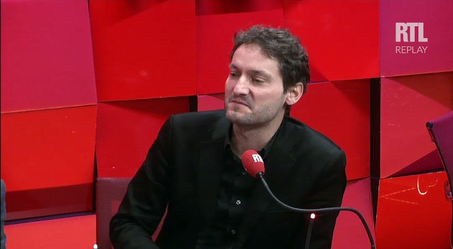 Marielle de Sarnez, alliée de François Bayrou, au premier rang d'un meeting d'Alain Juppé