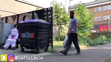 Bébé Halloween: un costume qui fait bien flipper