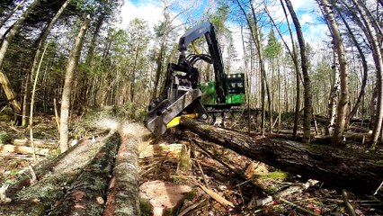 AFM 75 White Line - John Deere Canada