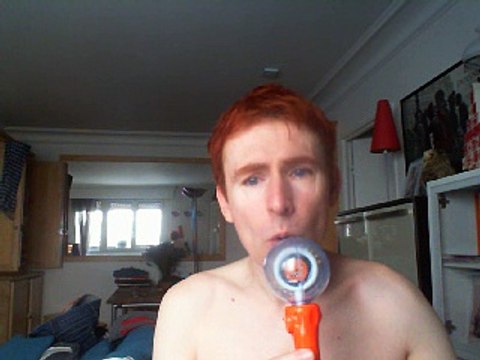 Wiwi égratigne where are you now de Refuge