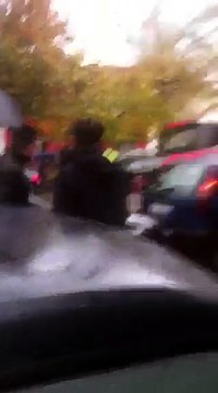 Autobuzi i linjes Paskuqan-Tirane perplas 4 makina