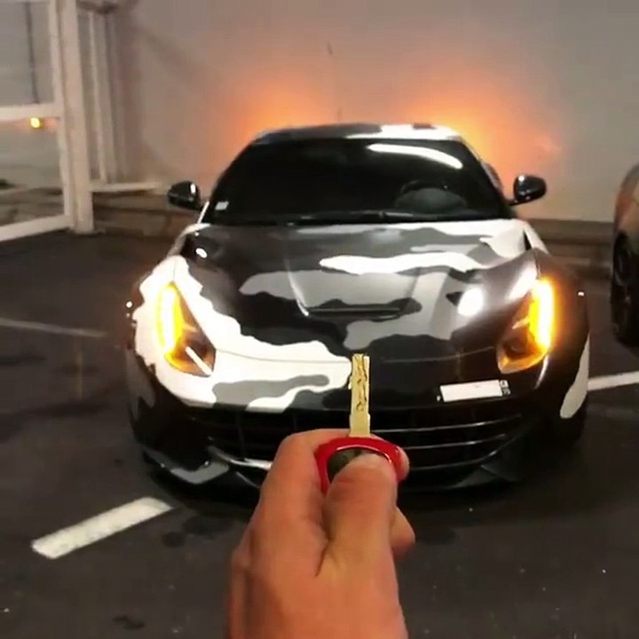 Kamuflaj Takımlı Arabalar Sen Hangisini Daha Çok Sevdin =)